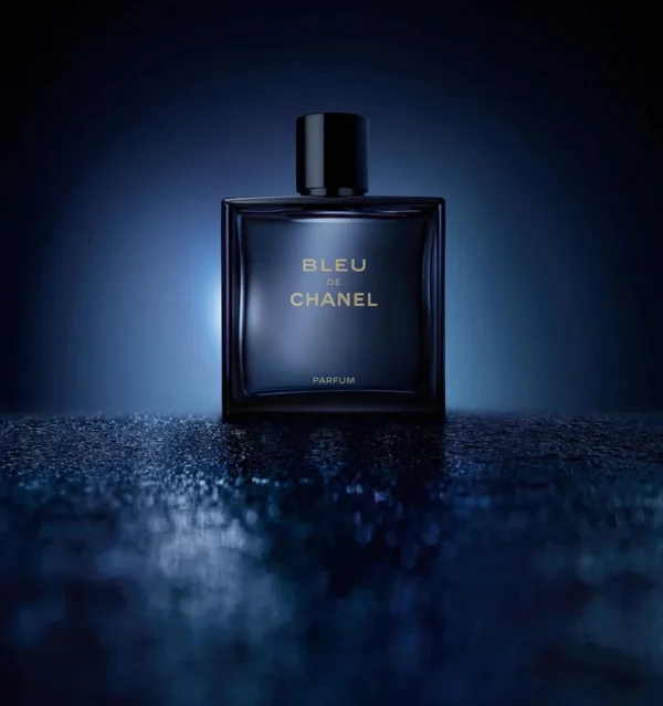 ⁦Bleu de Chanel Eau de Parfum Chanel for men⁩ - الصورة ⁦2⁩